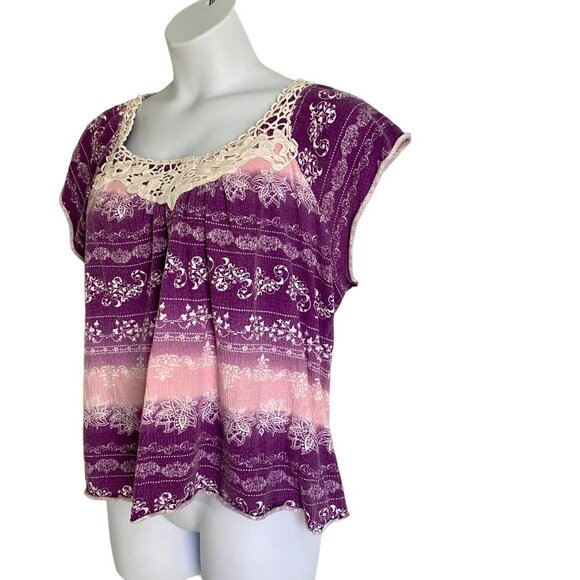 No Boundaries Short Sleeve Purple and Pink Top Women's 1X 16W - Picture 3 of 8